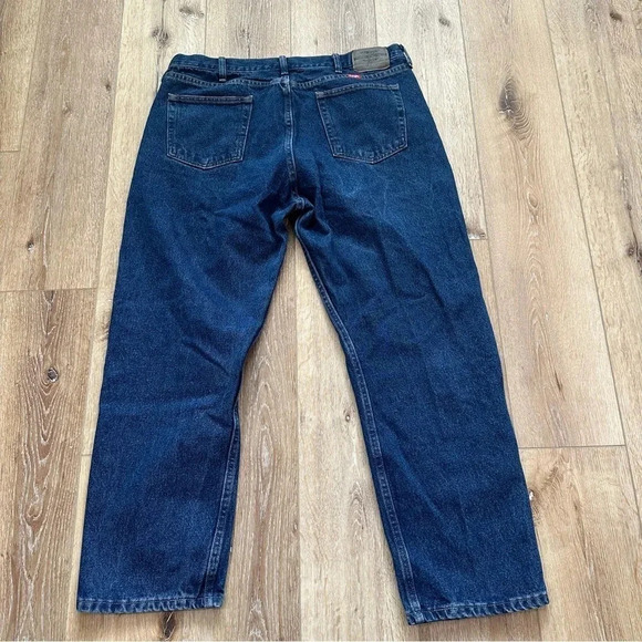 Wrangler Men's Dark Wash Relaxed Fit Denim Jeans Size W40 L30 GUC - Picture 7 of 7